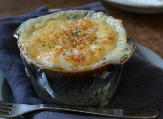 Gemüse-Gratin mit Tomaten, Zucchini und Feta