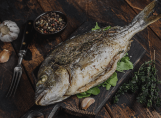 Dorade vom Grill: Ein portugiesisches Rezept für Fischliebhaber